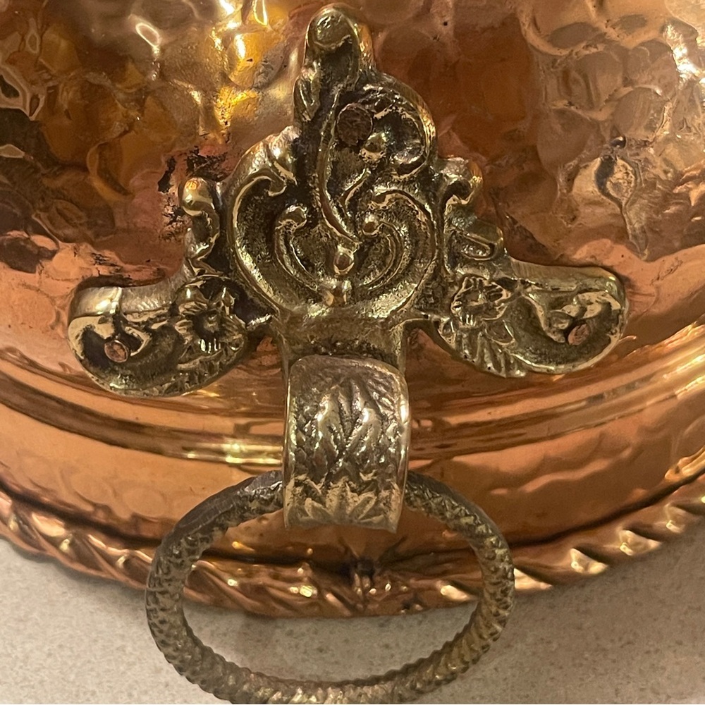 Hammered Copper Planter Ornate Brass Feet Handle Decorative Bowl Cauldron India - Picture 5 of 13